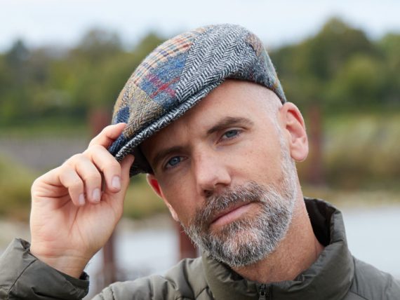 _0002_Schiebermütze Harris Tweed
